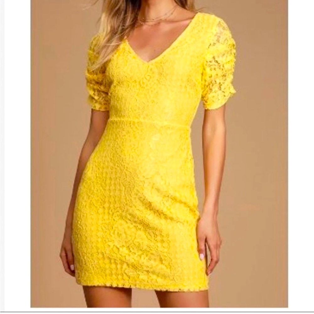 Yellow Floral Lulus Lace short dress